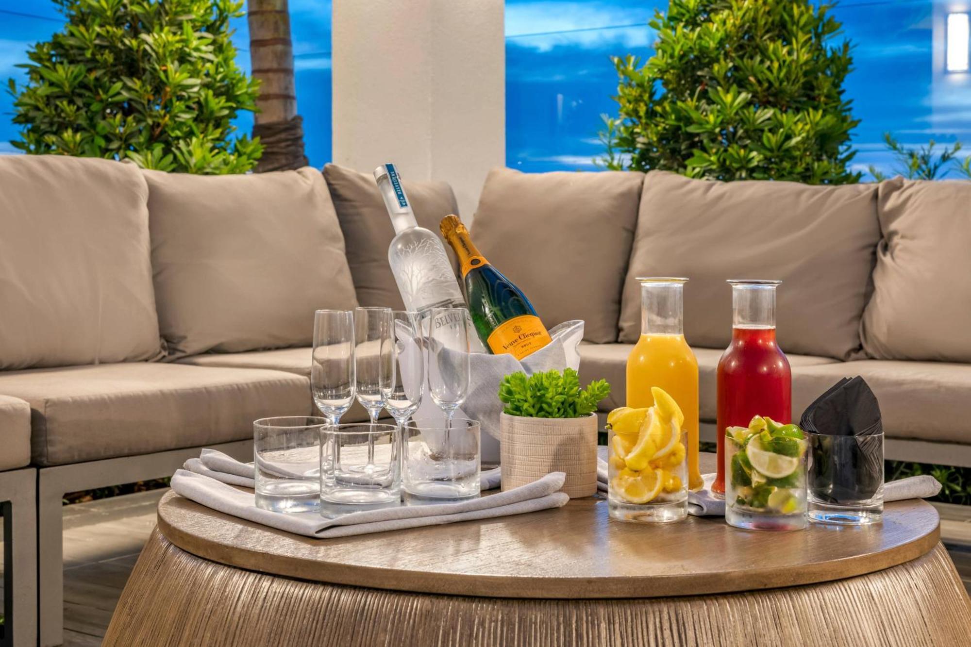 Courtyard By Marriott Fort Lauderdale Downtown Dış mekan fotoğraf