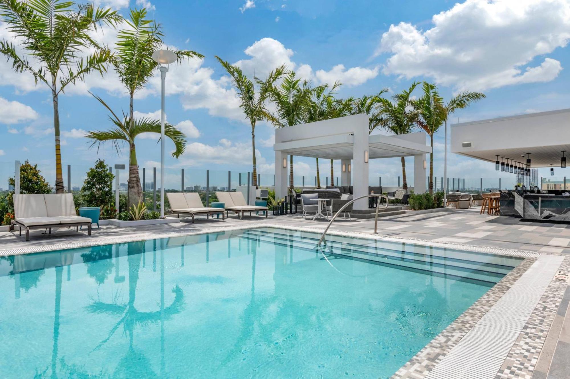 Courtyard By Marriott Fort Lauderdale Downtown Dış mekan fotoğraf